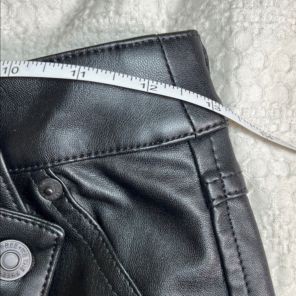 We The Free Sleek Black Mini Skirt size 24 - Picture 5 of 8